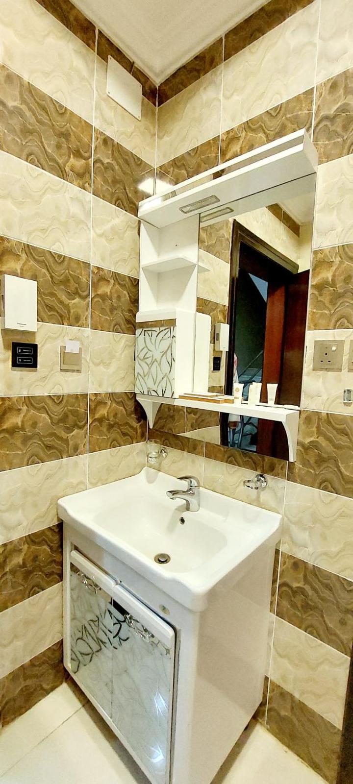 Twin Room with Private Bathroom
